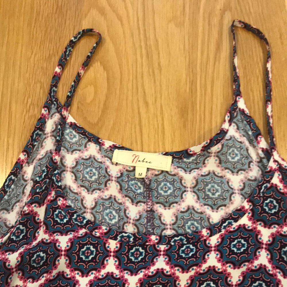 ❤️ Patterned top. - Picture 3 of 4